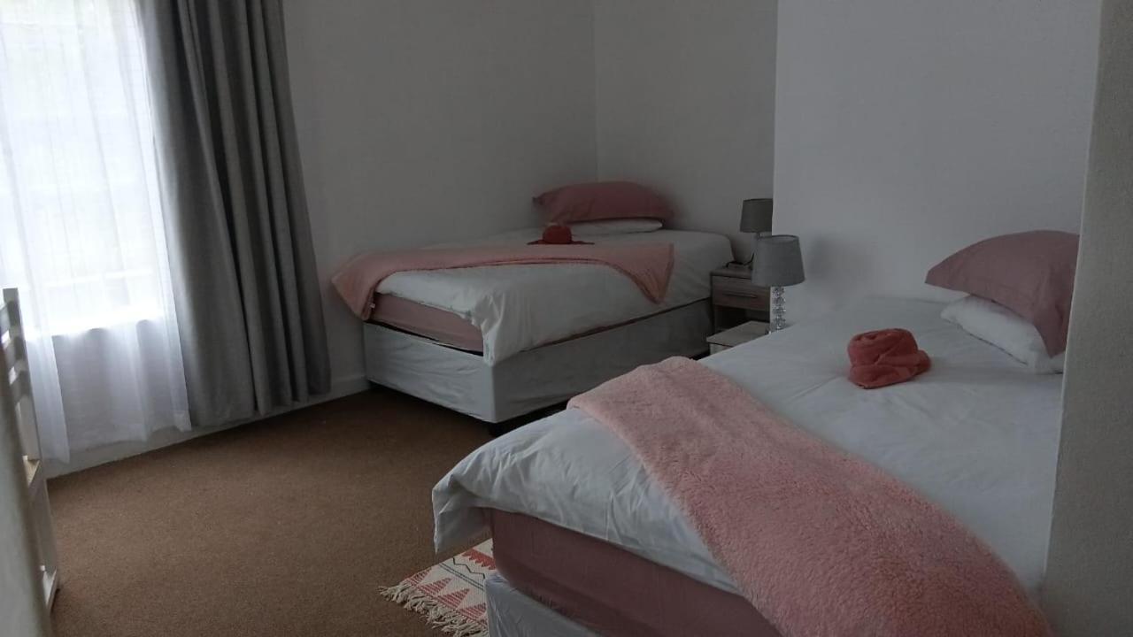 The Haven: Make Our Home Your Home 埃斯特科特 外观 照片